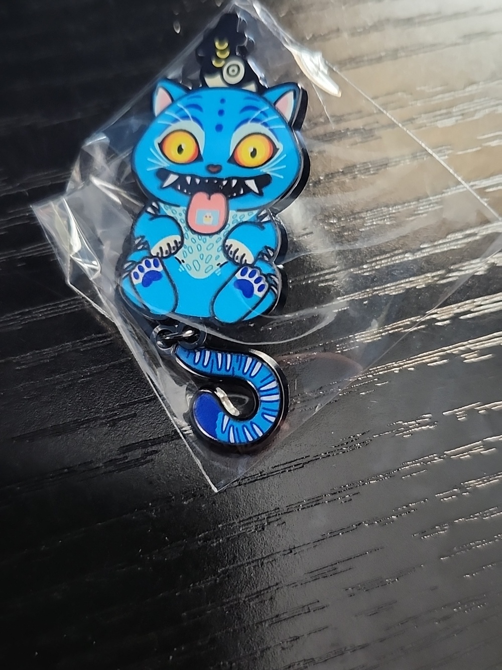 K-Pop Demon Hunters Derpy Tiger Inspired Enamel Pin - Picture 4 of 4